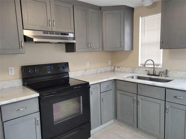 Building Photo - 2039 Calusa Trail