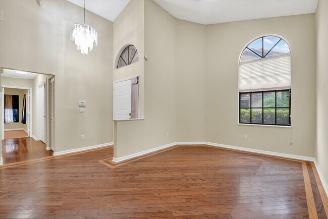 Building Photo - 8081 Cassia Dr