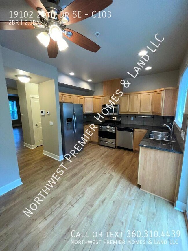 Building Photo - Silver Creek Crossing Condo