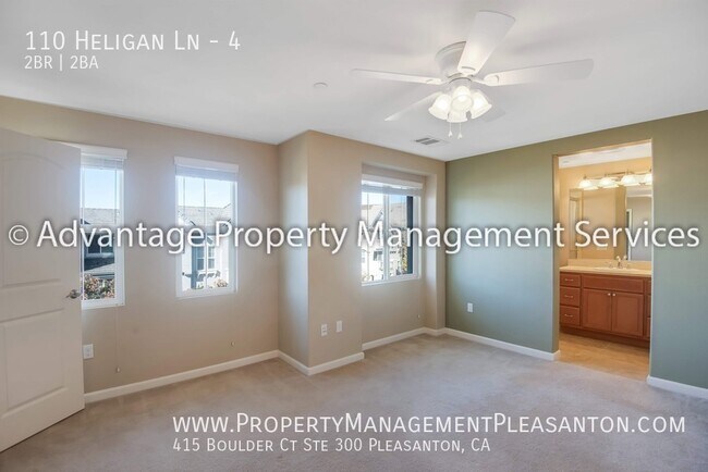 Building Photo - 110 Heligan Ln