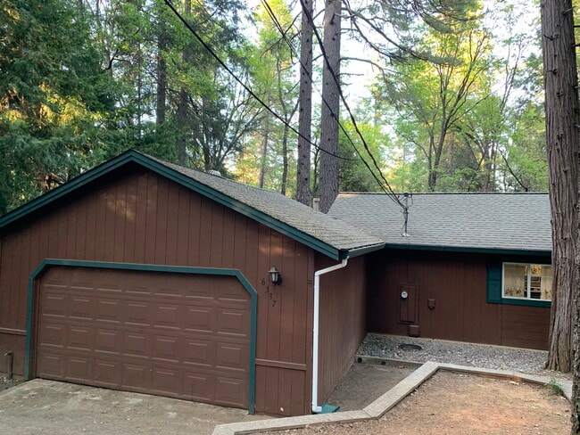 Building Photo - 6337 Amherst Way