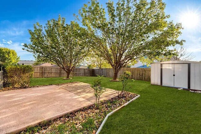Building Photo - 117 Willow Cove