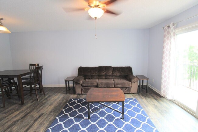 Building Photo - 1340 Hunters Rd