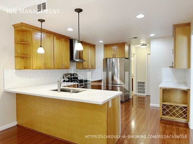 Building Photo - 34379 Benedick Ln