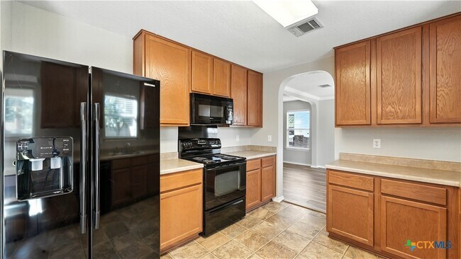 Building Photo - 2137 Dorman Dr