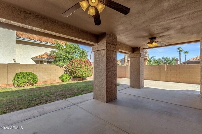 Building Photo - 16847 S 29th Way
