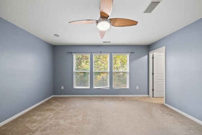 Building Photo - 8341 Hollister Hills Dr