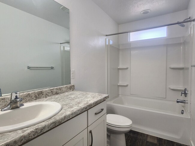 Building Photo - 14928 Messi St