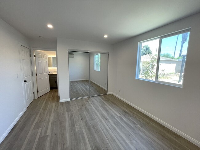 Building Photo - 14533 Lyle St