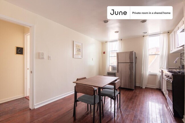 Building Photo - Room in Shared 3 bed/1 bath home