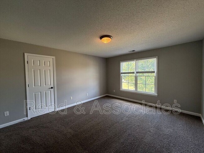 Building Photo - 10515 Pisgah Forest Ln