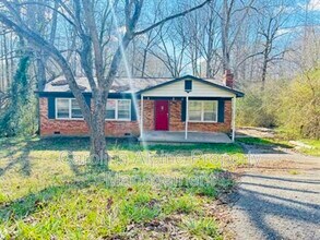 Building Photo - 3729 Somerset Dr