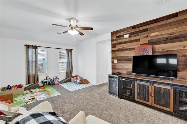 Building Photo - 717 Rawhide Way