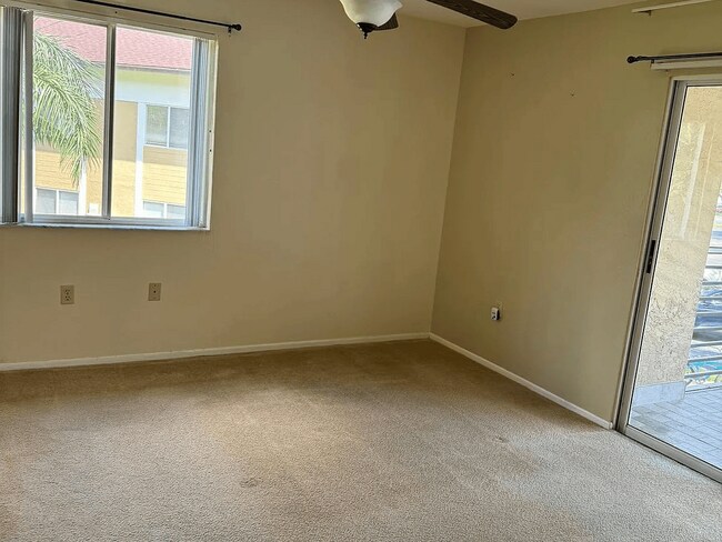 Building Photo - 3170 Seasons Way