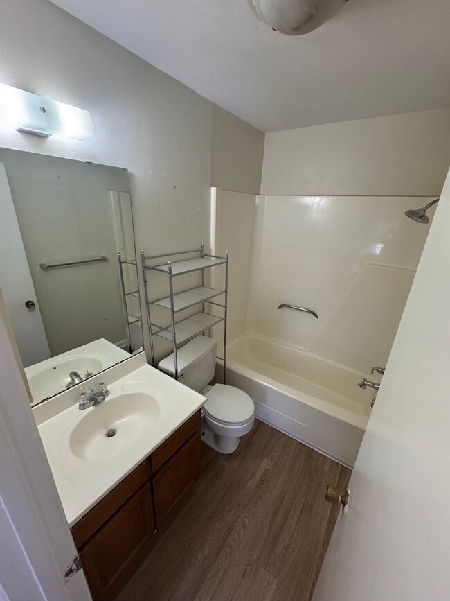 Building Photo - TOWNHOME IN SHREVEPORT