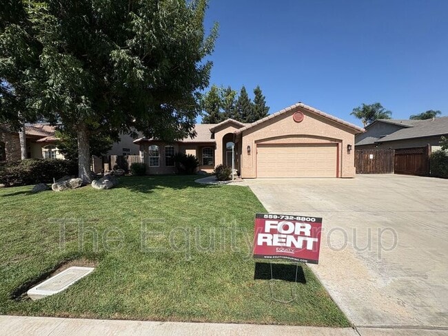 Primary Photo - 1016 E Arlen Ave