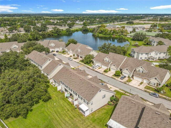 Building Photo - 2051 Winterset Dr