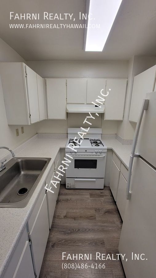 Building Photo - Kahe Kai - 2 Bedroom 1 Bath Apartment With...