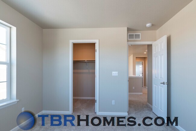 Building Photo - 9521 Market Dr