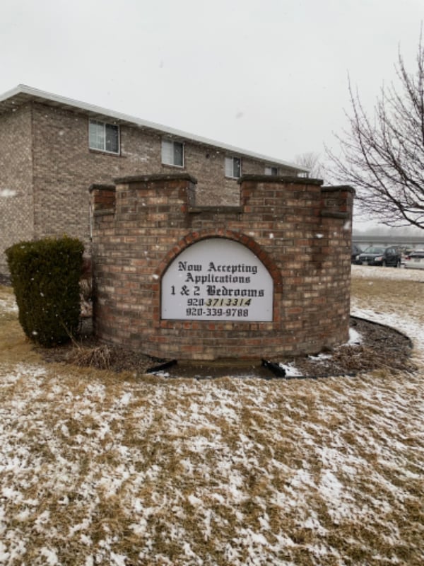 Primary Photo - 1298 Crown Ct