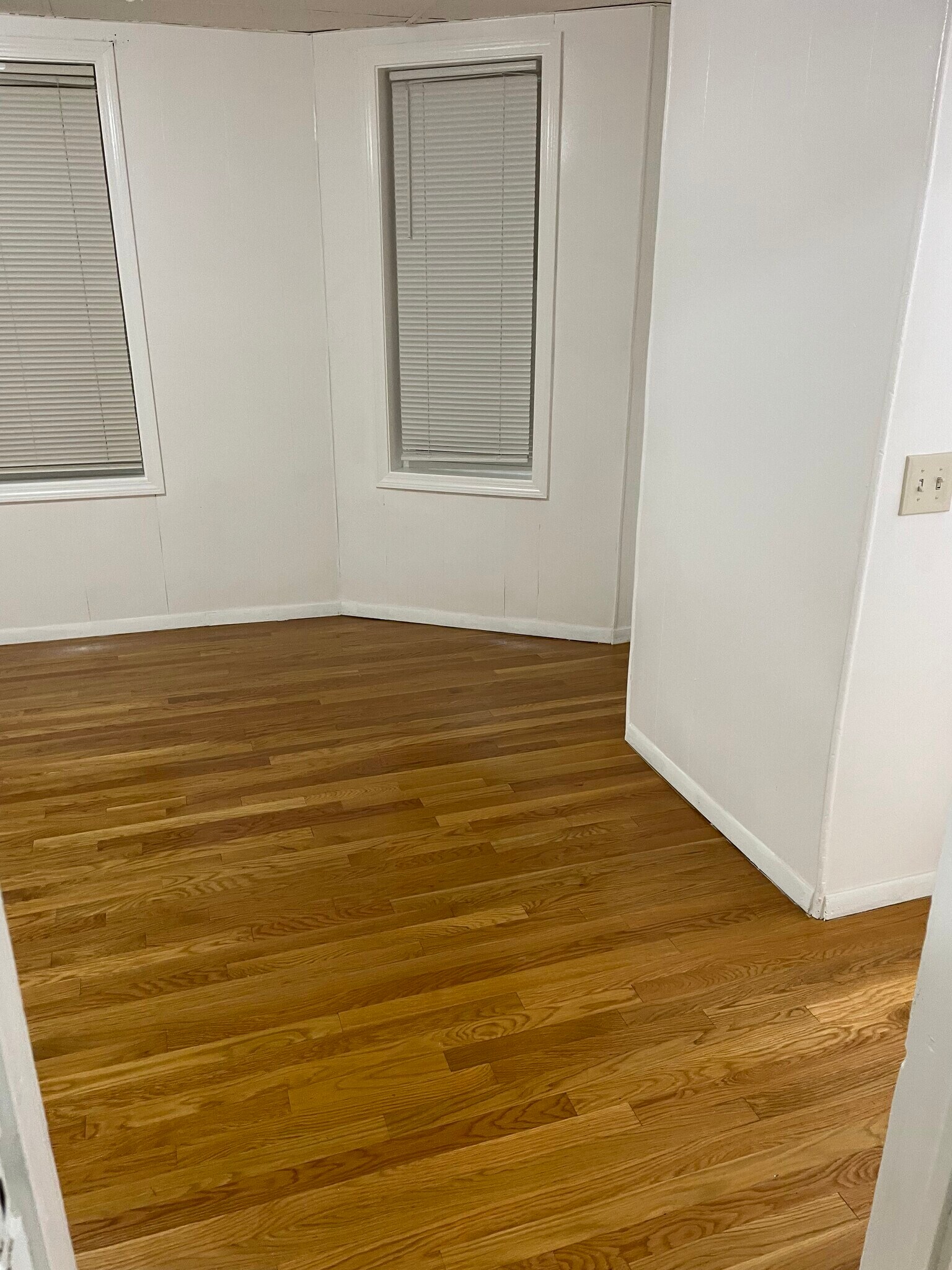 Building Photo - 14 Boston St