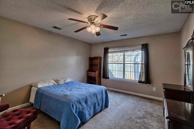 Building Photo - 104 Clouser Dr