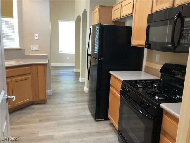 Building Photo - 8777 W Maule Ave