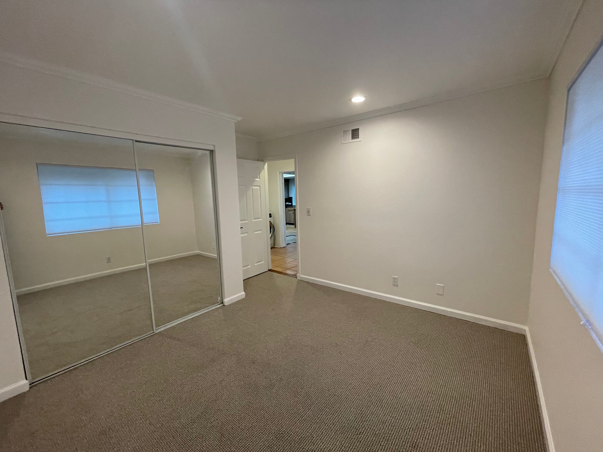 Building Photo - 25660 Allen Way