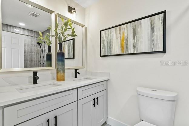 Building Photo - 2713 Renatta Dr