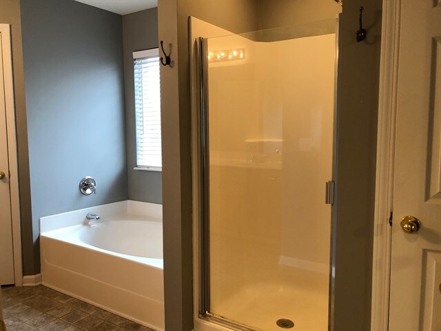 Building Photo - 1010 Tanyard Springs Dr