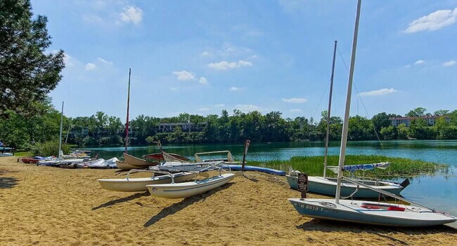 Two Beaches - 1450 Cliff Ct