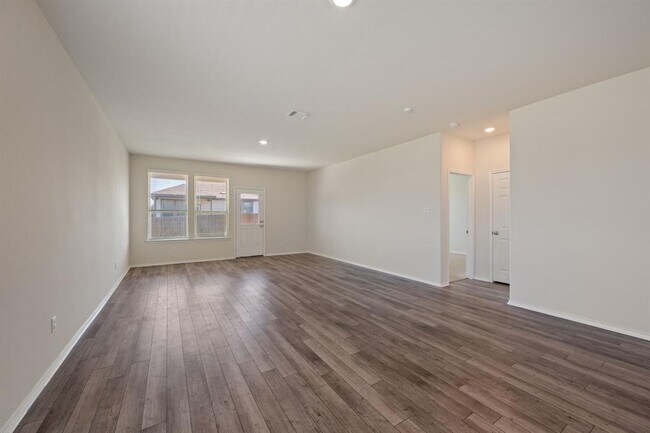 Building Photo - 184 Gunther Way