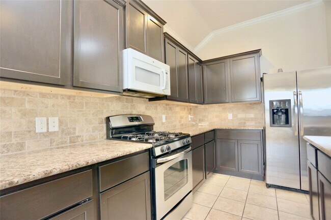 Building Photo - 24339 Goodwin Dr
