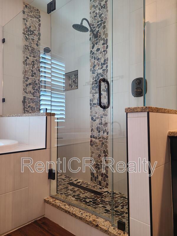 Building Photo - 2717 Via Cipriani