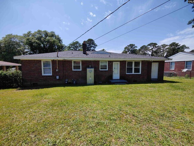 Building Photo - 3638 Truman St