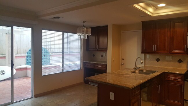 Kitchen area a breakfast nook - 24872 Via Sonoma