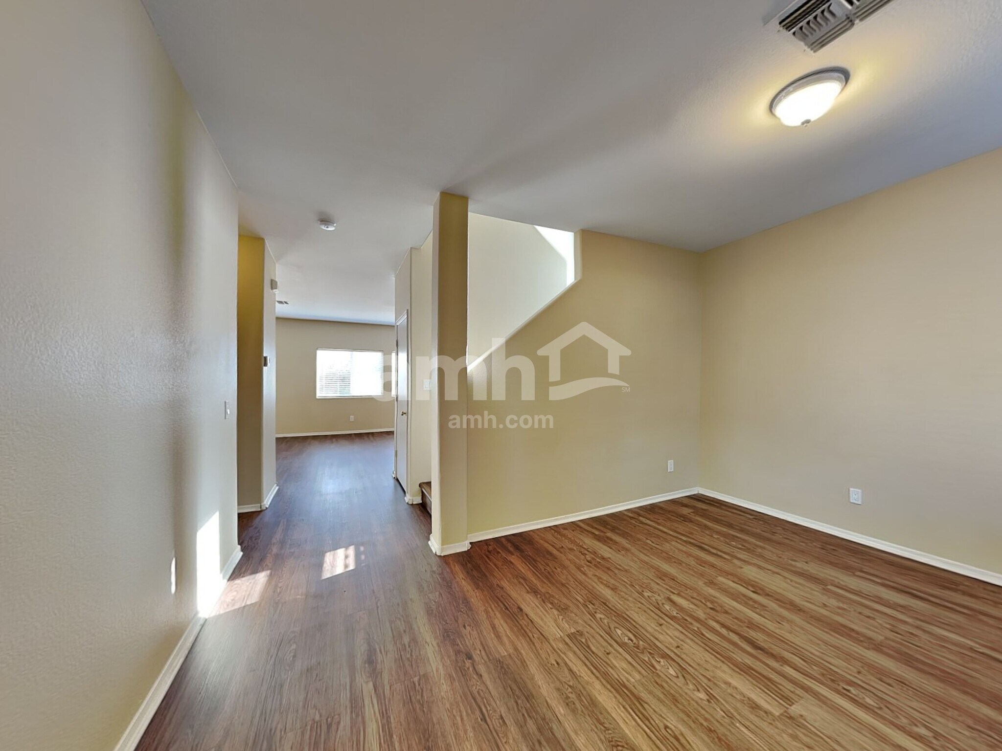Building Photo - 13240 W Watson Ln