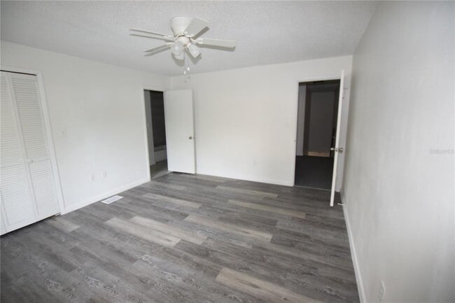 Building Photo - 904 Sumter St