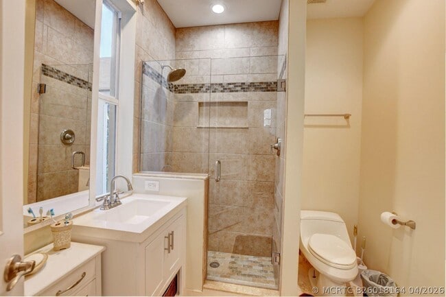 Building Photo - 17739 Lake Azure Way