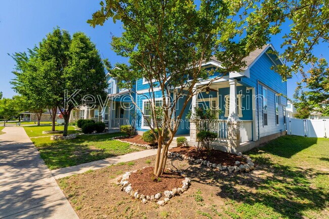 Building Photo - 1704 Sand Hills Dr