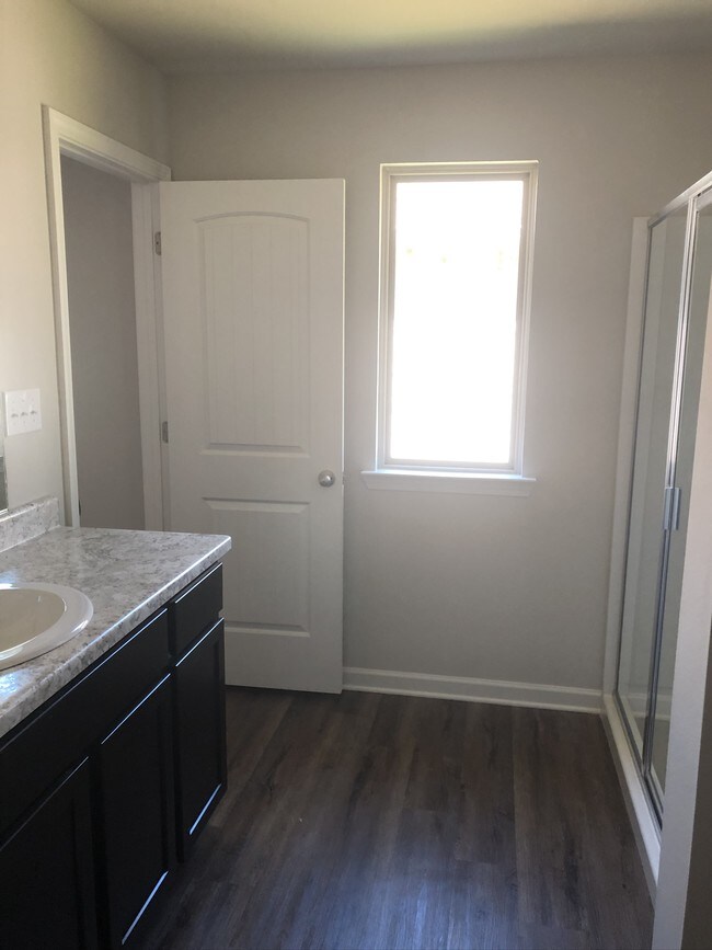 Building Photo - 28450 Evangeline Ln