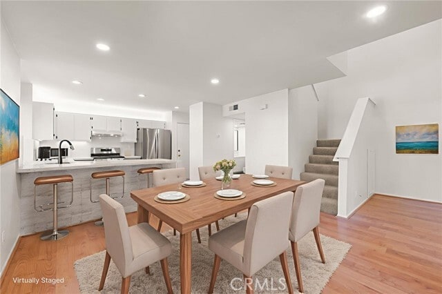 Building Photo - 1135 Via Colinas