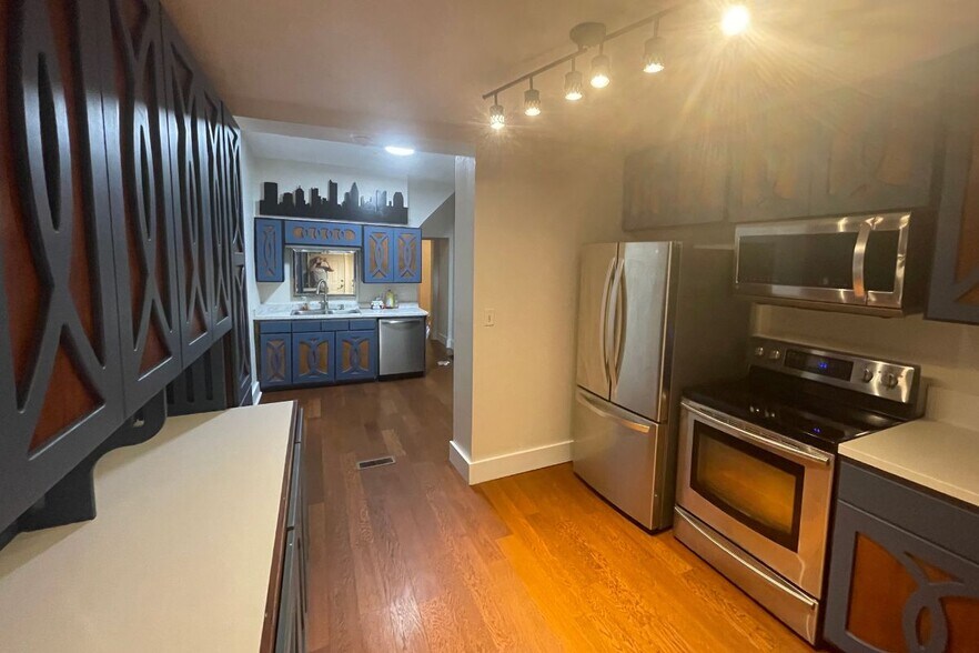 Kitchen with 2nd Fridge - 1449 E Long St
