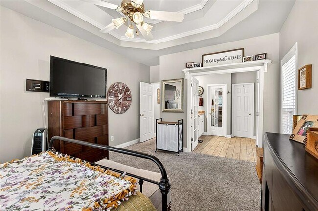 Building Photo - 58 Legend Dr