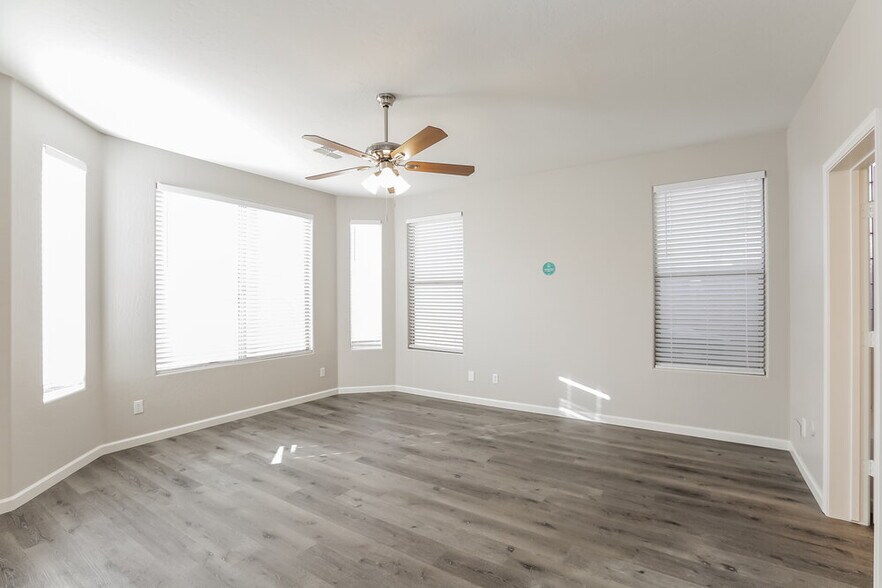 Building Photo - 3117 W St Kateri Dr