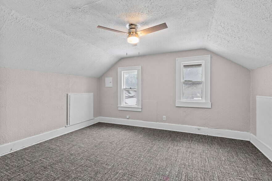 Building Photo - 1412 Arrow Ave