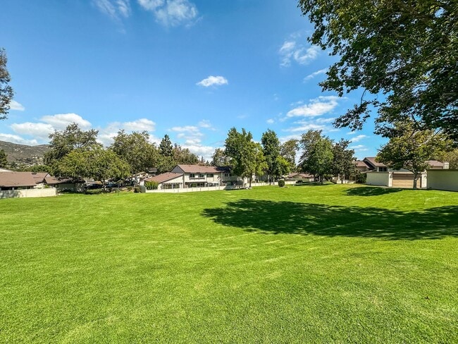 Building Photo - SD: Spacious 2BD/2BA Condo in Rancho Bernardo with Club Amenities, 2-Car Garage & Private Patio