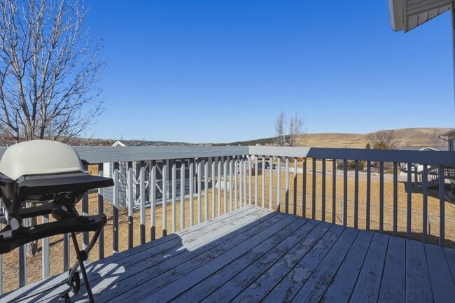 Building Photo - 4517 Three Rivers Dr