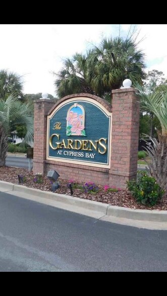 Building Photo - 4291 Hibiscus Dr