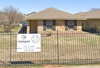 Building Photo - Taylors Crossing 2302